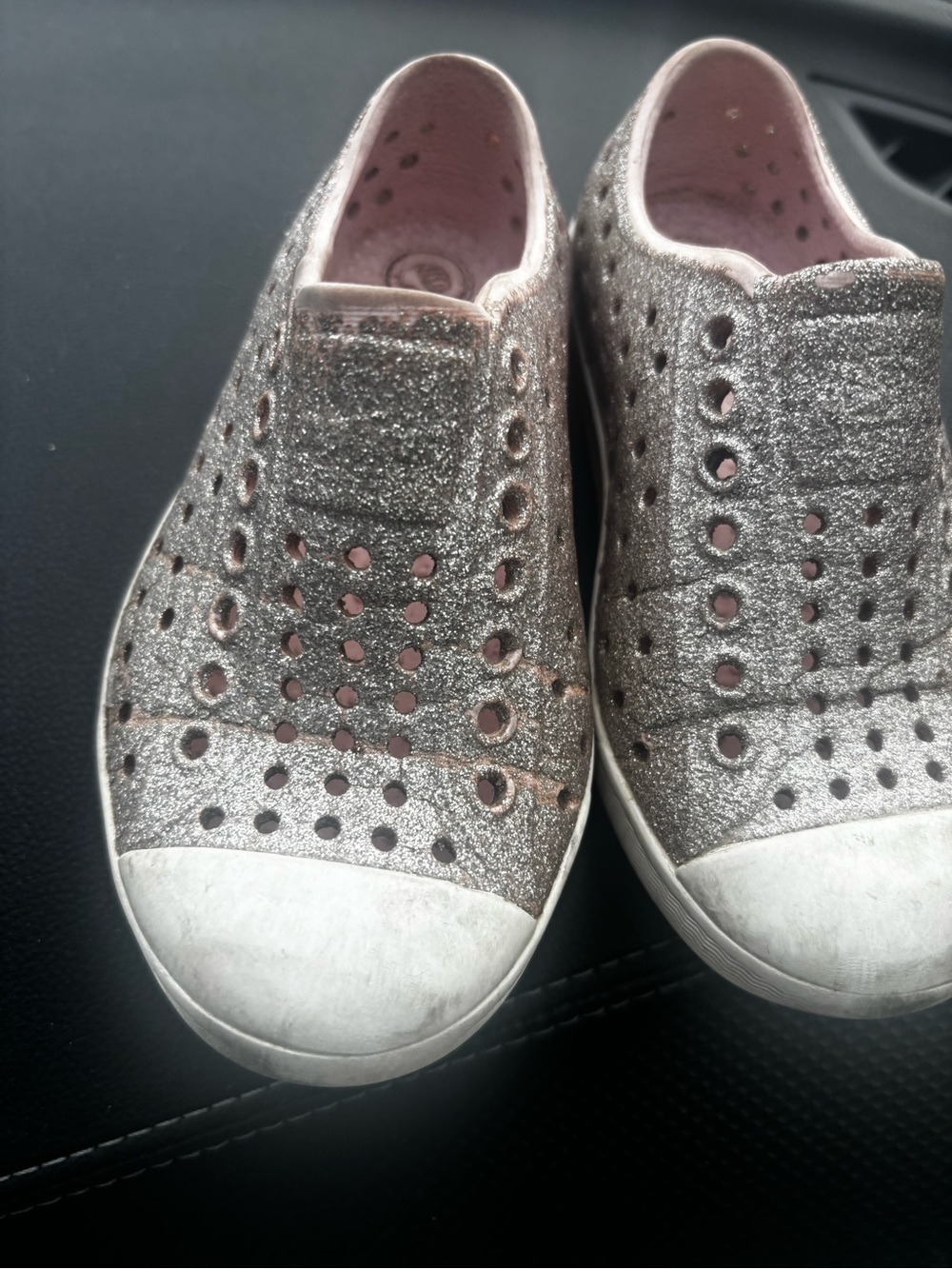 Native c8 Glitter Slip-On Sneakers - Rose Gold